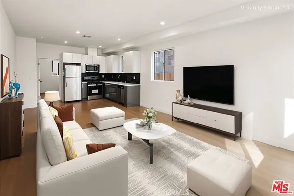 $3,895 | 1631 South New Hampshire Avenue, Unit A, Los Angeles, CA 90006