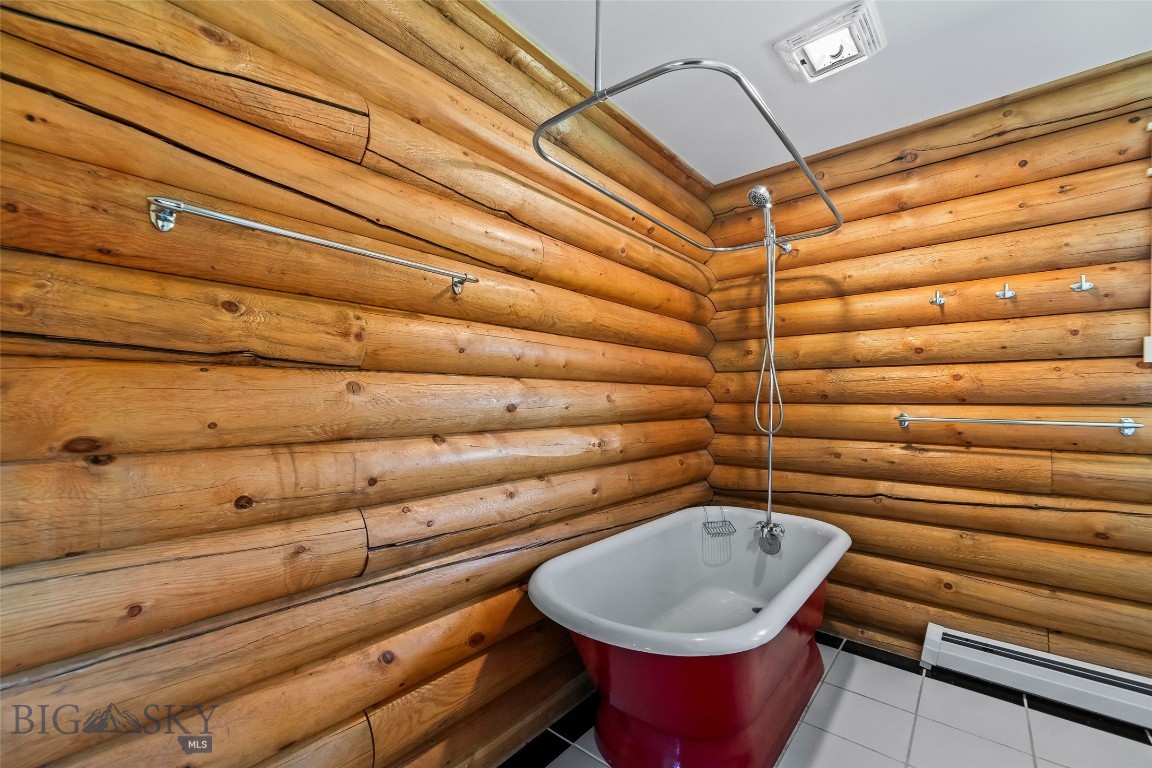 755 Coffee Creek Road Bozeman, MT 59715 - Photo 37 of 92 Second floor bath