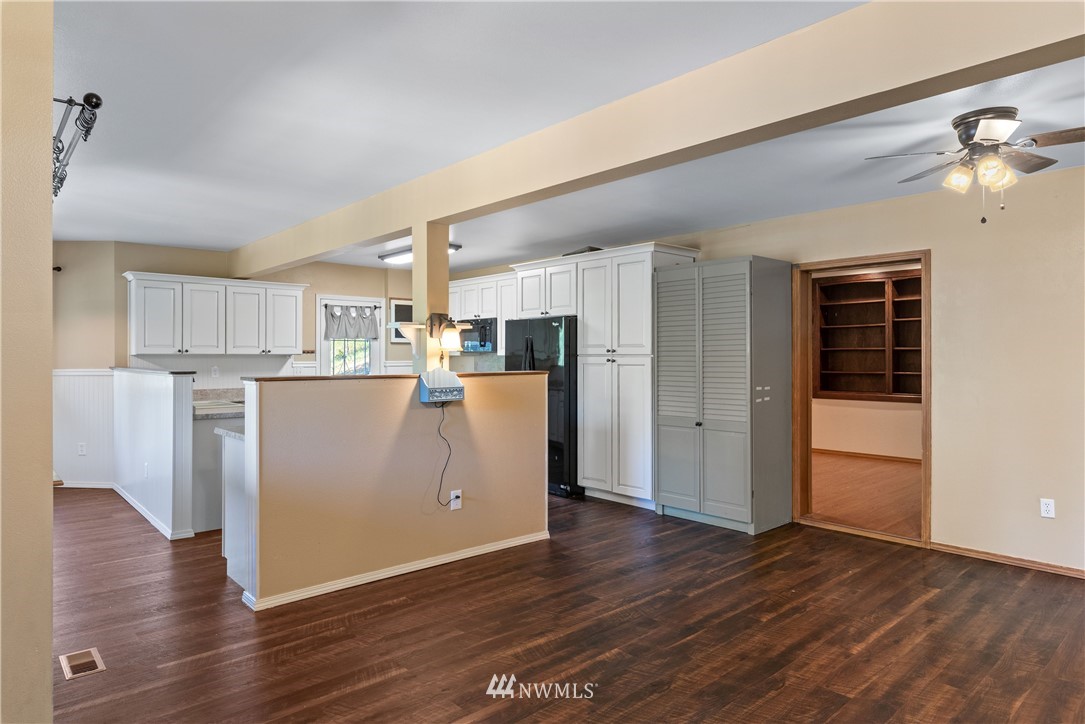 1924 Higgins Road Southeast Port Orchard, WA 98366 - Photo 22 of 39 Gallery Image 22