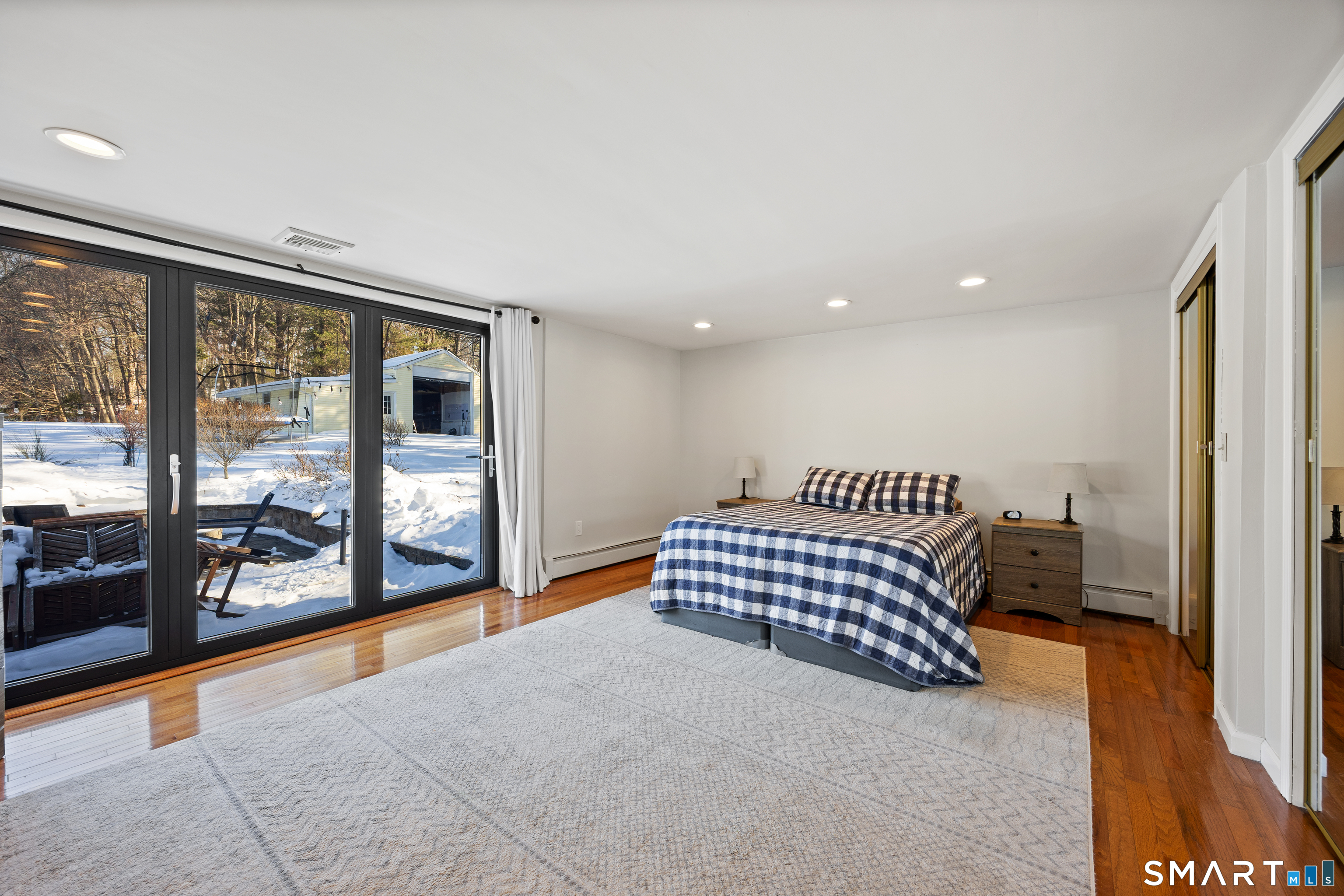 237 Warner Road East Haven, CT 06473 - Photo 18 of 40