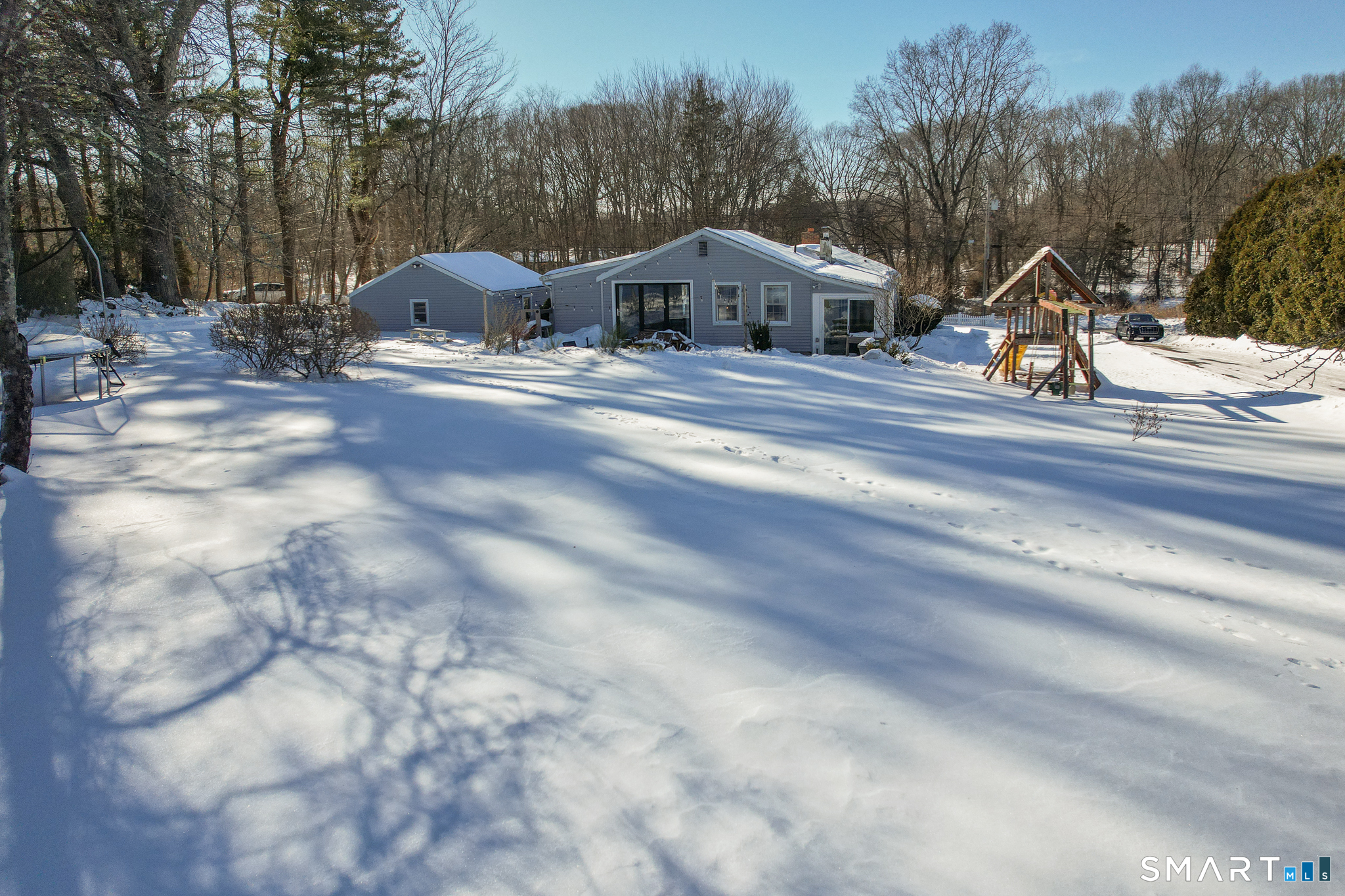 237 Warner Road East Haven, CT 06473 - Photo 35 of 40