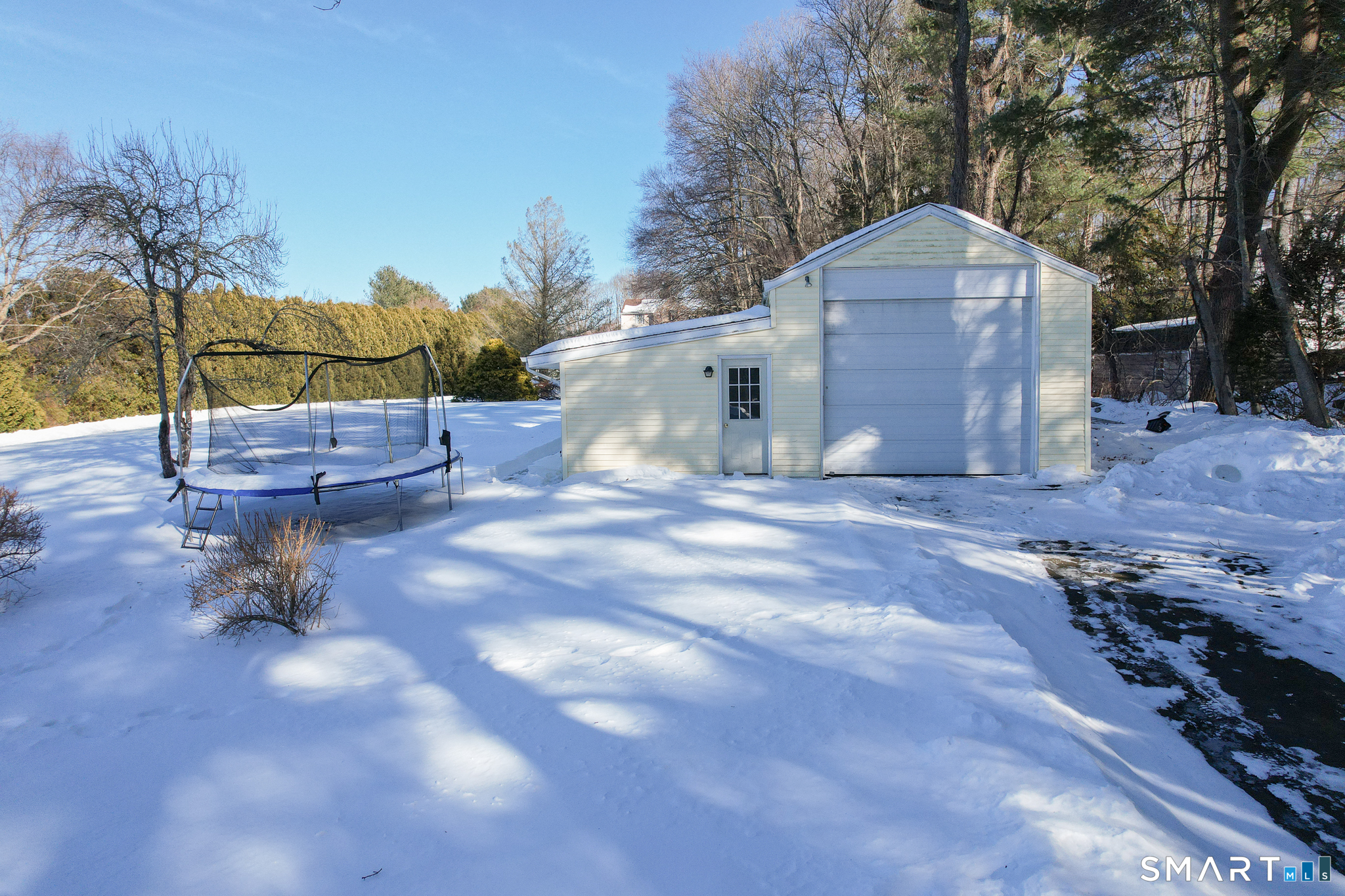 237 Warner Road East Haven, CT 06473 - Photo 36 of 40