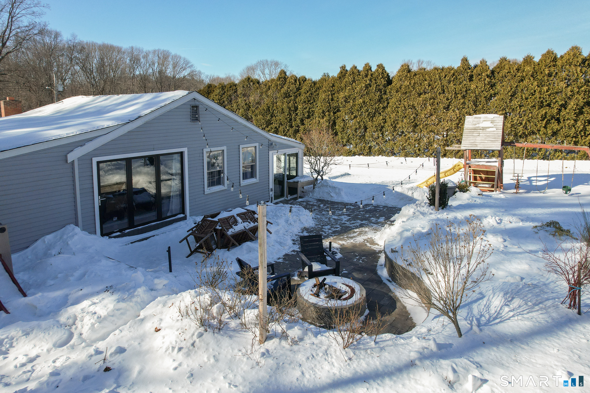 237 Warner Road East Haven, CT 06473 - Photo 38 of 40