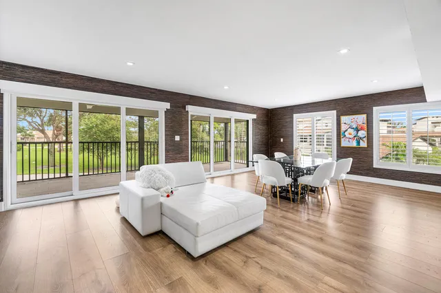 $699,000 | 830 Greensward Court, Unit 214H, Delray Beach, FL 33445