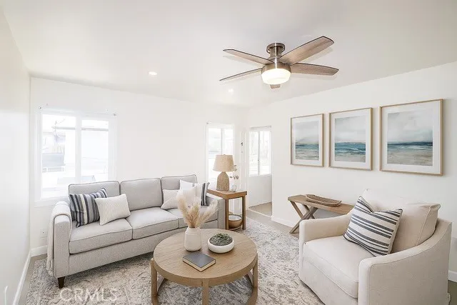 $3,475 | 330 Avenida Cabrillo, Unit 1, San Clemente, CA 92672