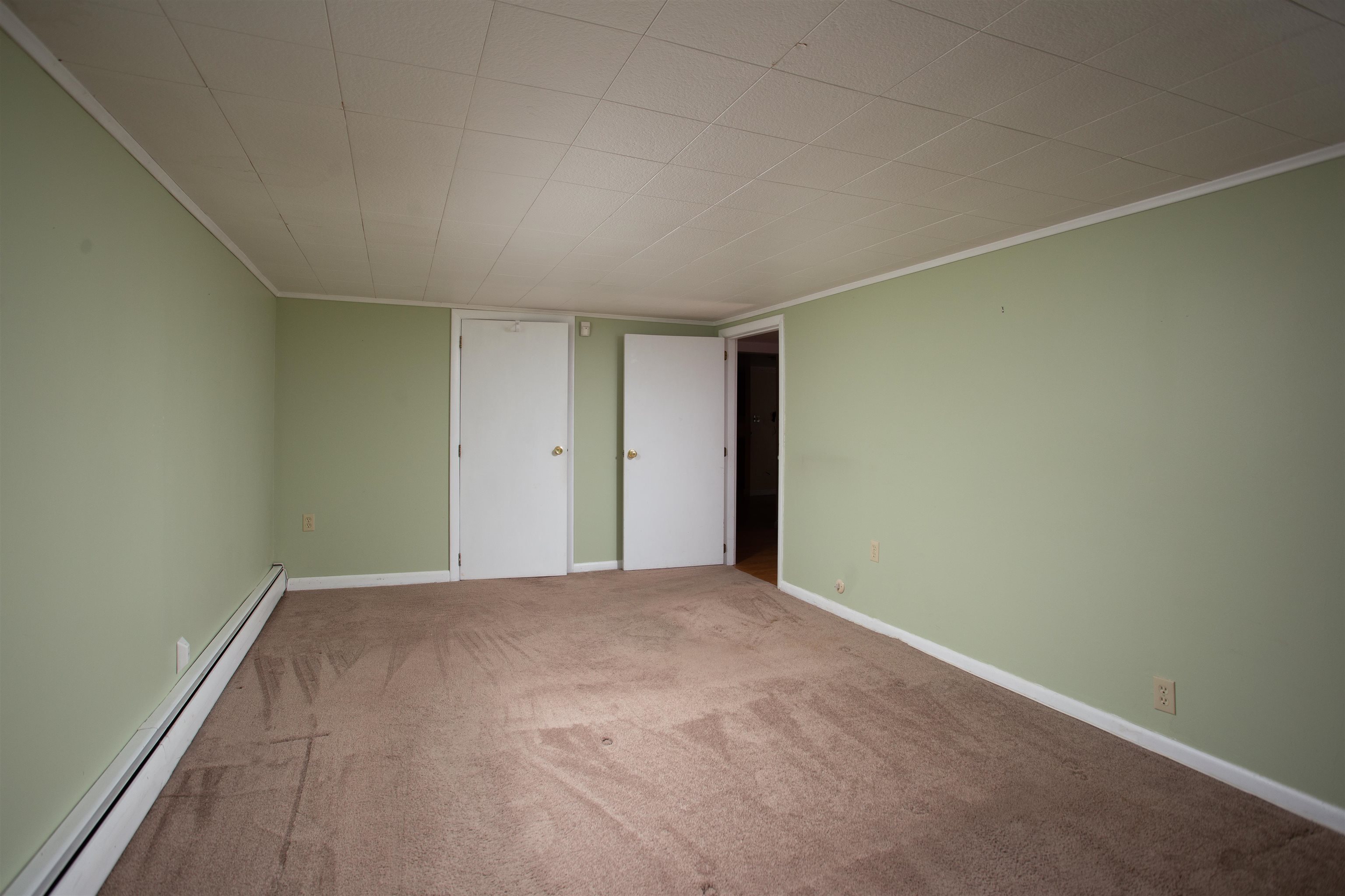 79 Phillip Street Manchester, NH 03102 - Photo 9 of 12 Gallery Image 9