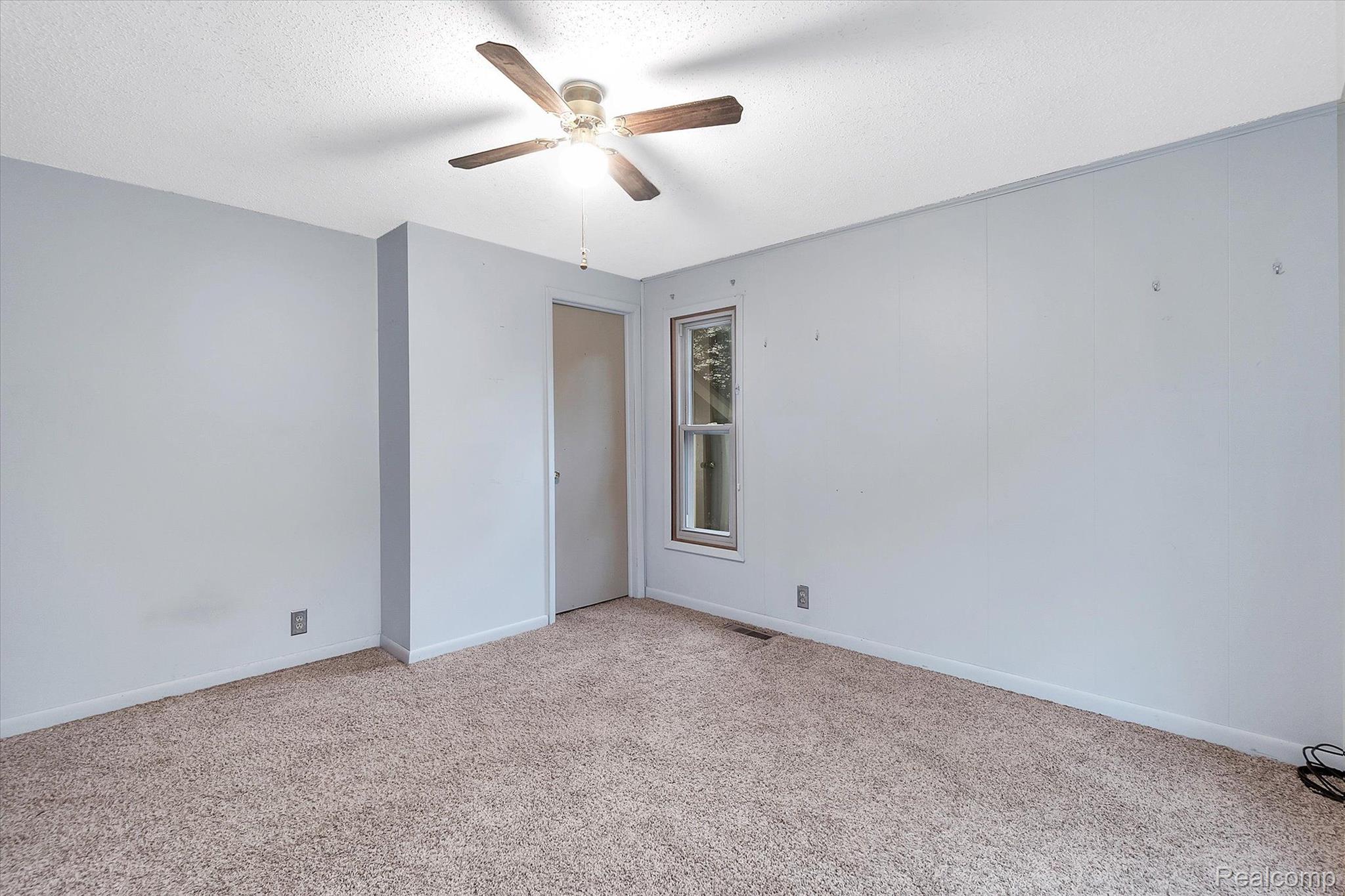 11512 Center Road Fenton, MI 48430 - Photo 23 of 45 Gallery Image 23