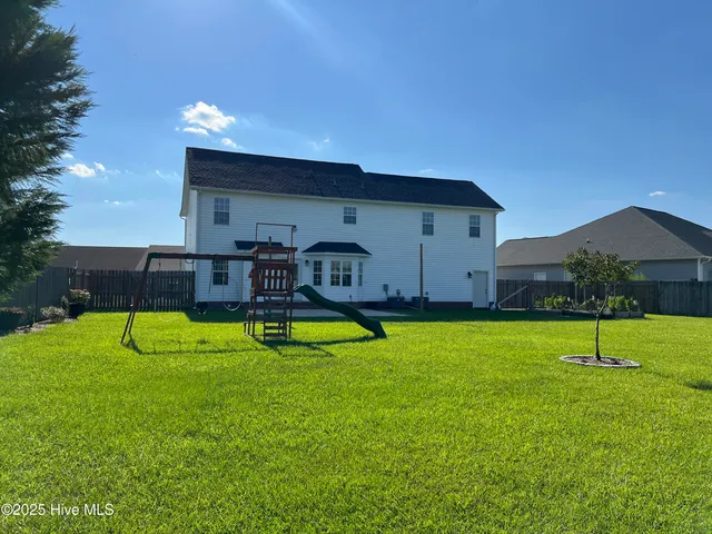 $2,150 | 104 Newhan Lane, Jacksonville, NC 28546