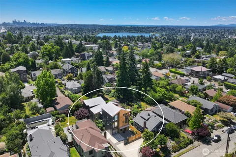 $825,000 | 527 B Northeast 89th Street, Seattle, WA 98115