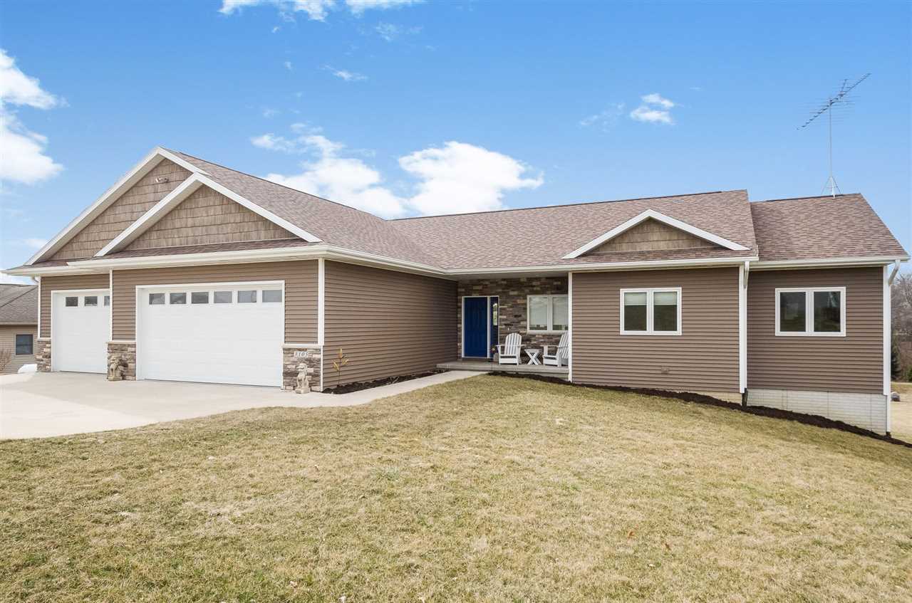 3105 East View Circle Drive Riverside, IA 52327 - Photo 2 of 24 Gallery Image 2