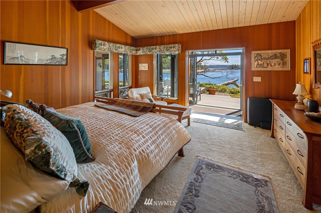 236 Walling Road San Juan Island, WA 98250 - Photo 17 of 36