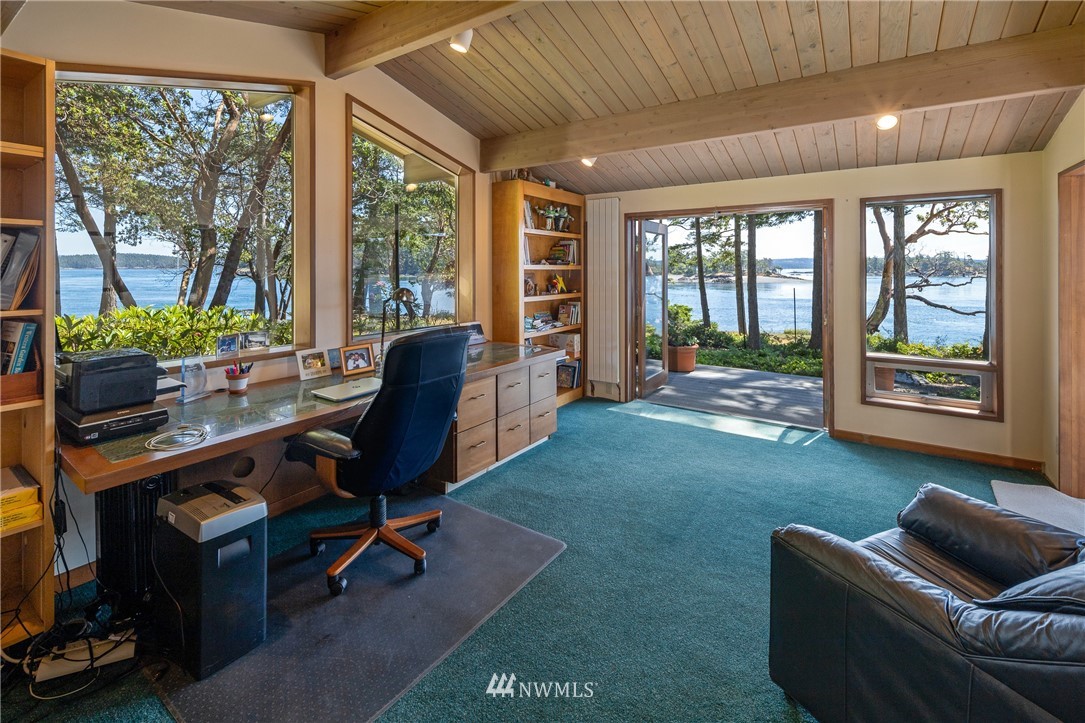 236 Walling Road San Juan Island, WA 98250 - Photo 27 of 36