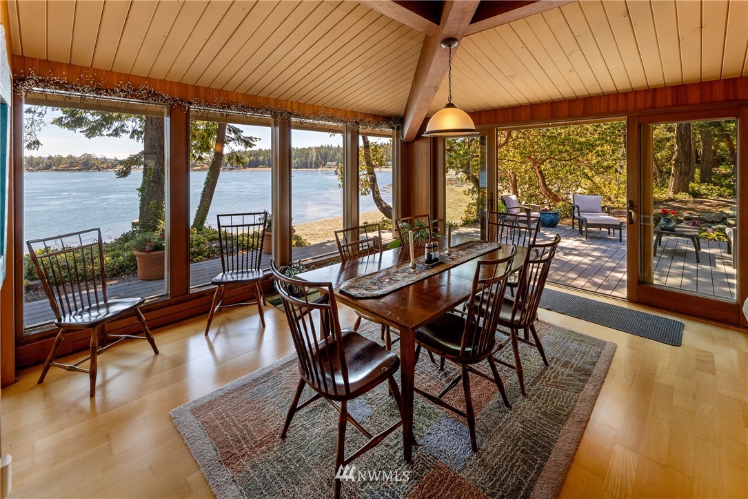 236 Walling Road San Juan Island, WA 98250 - Photo 8 of 36