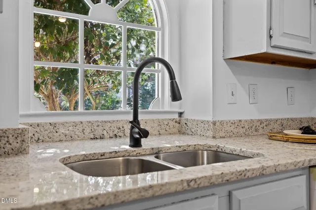 $325,000 | 2848 West Jameson Road, Raleigh, NC 27604