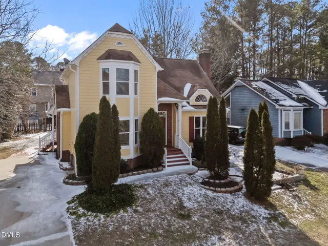 $325,000 | 2848 West Jameson Road, Raleigh, NC 27604
