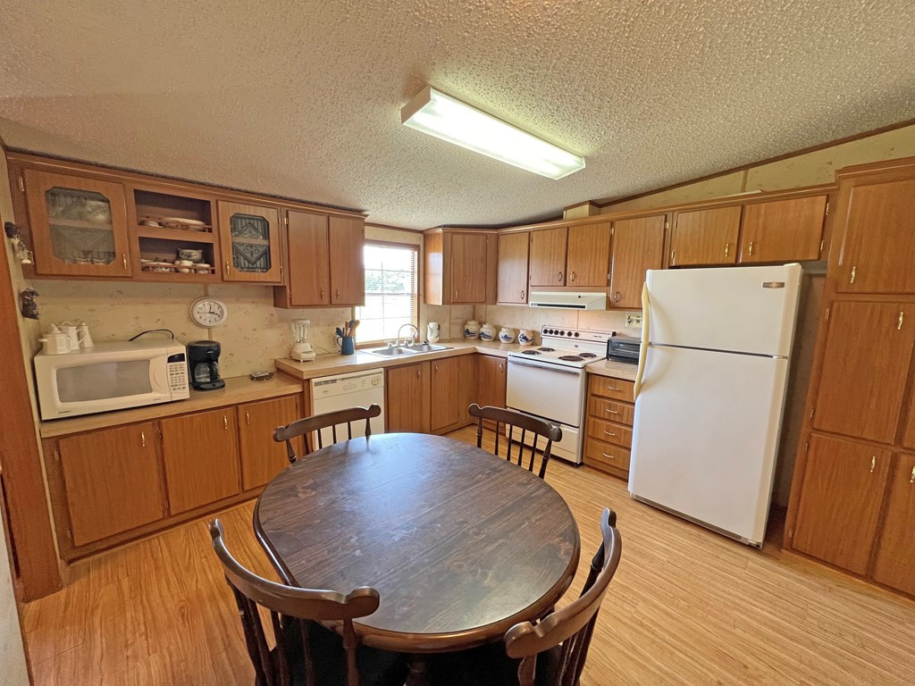 1812 Ralph Bell Road Summerton, SC 29148 - Photo 10 of 34 Gallery Image 10