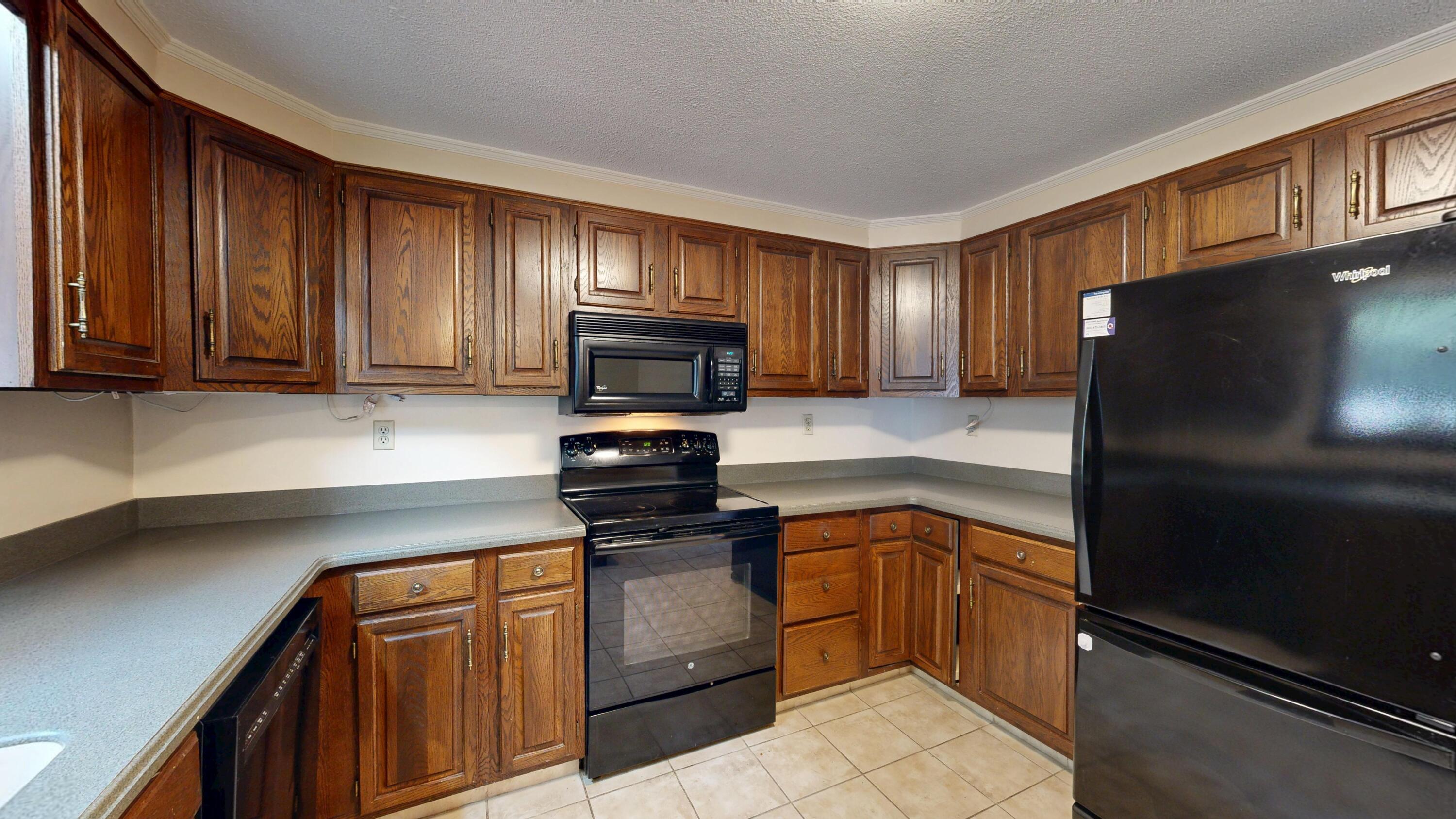 95 Lane Avenue Portland, ME 04103 - Photo 4 of 32 95-Lane-Road-08132025_075530