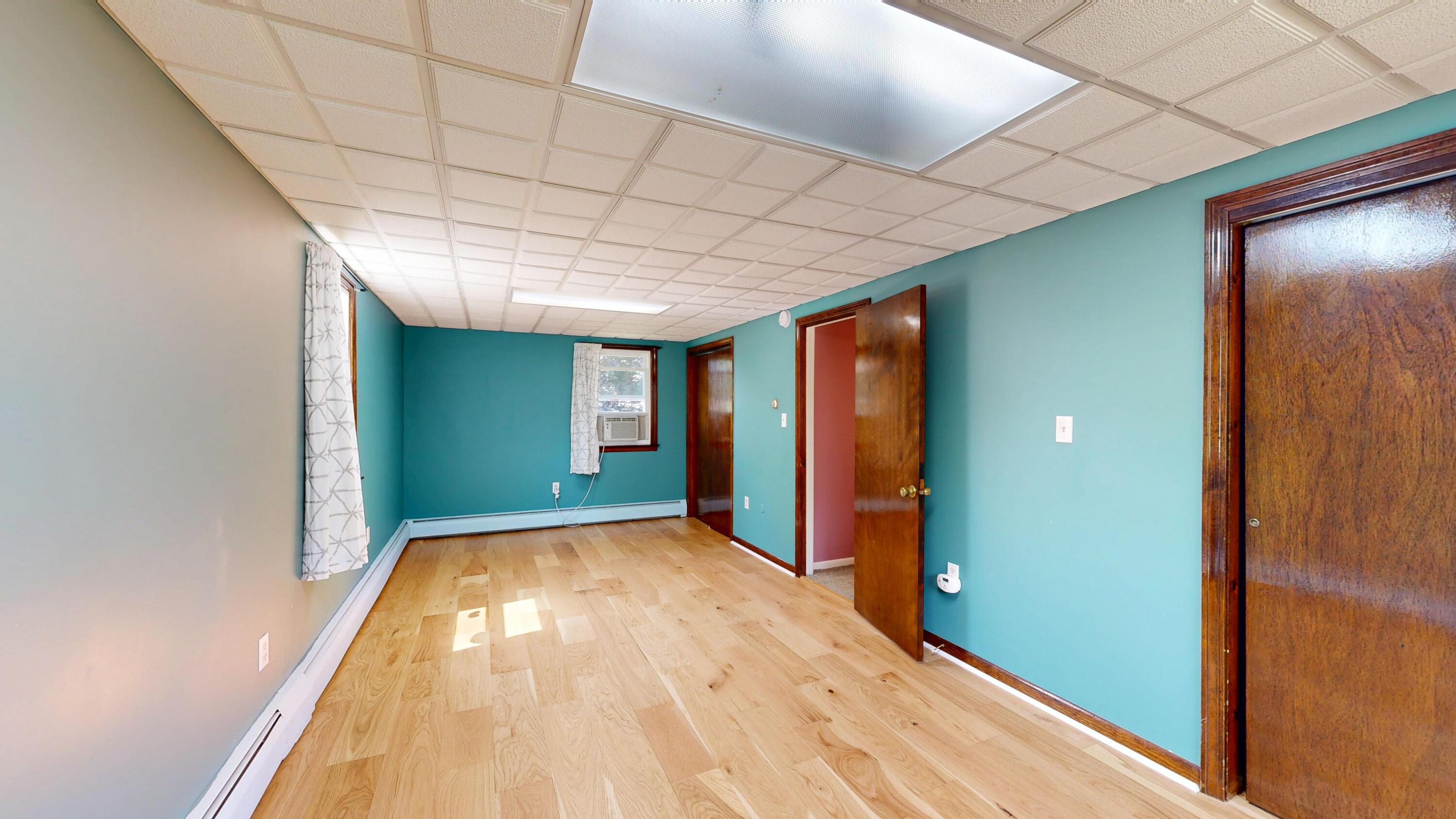 95 Lane Avenue Portland, ME 04103 - Photo 10 of 32 95-Lane-Road-08132025_075820