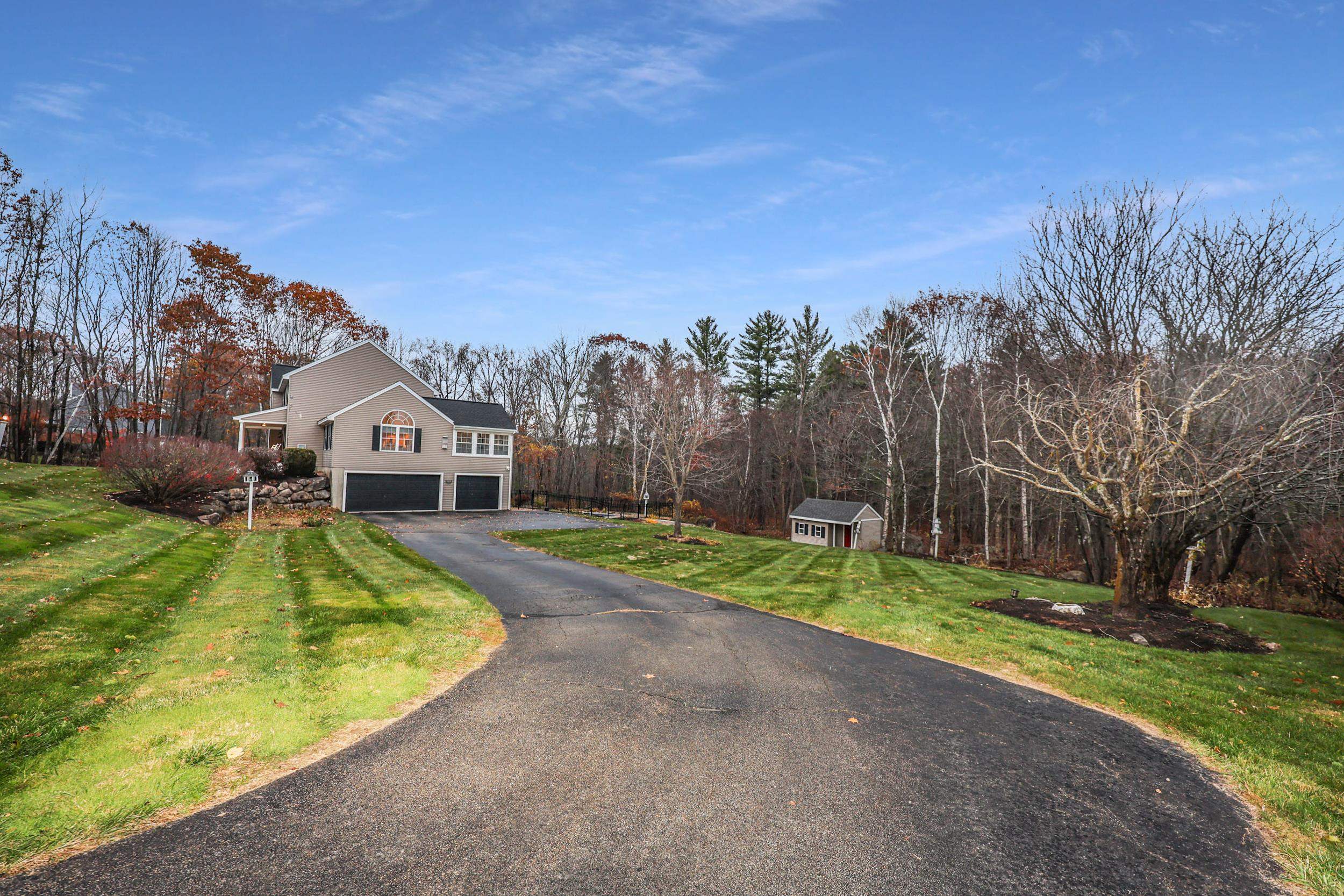 18 Cindy Drive Hooksett, NH 03106 - Photo 11 of 60