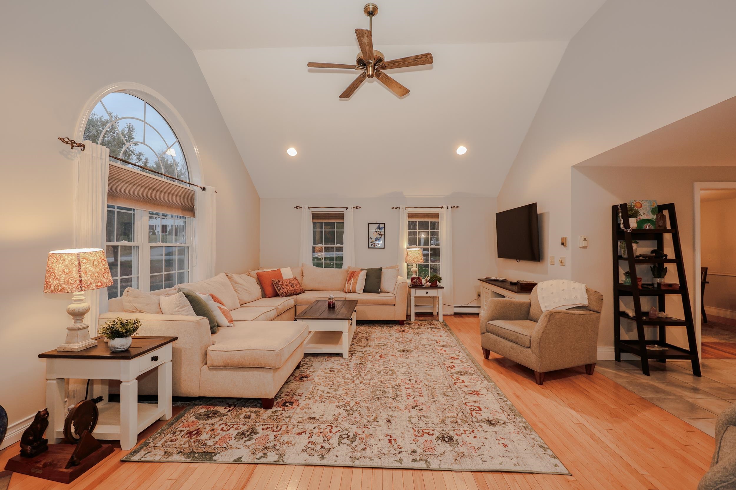 18 Cindy Drive Hooksett, NH 03106 - Photo 27 of 60