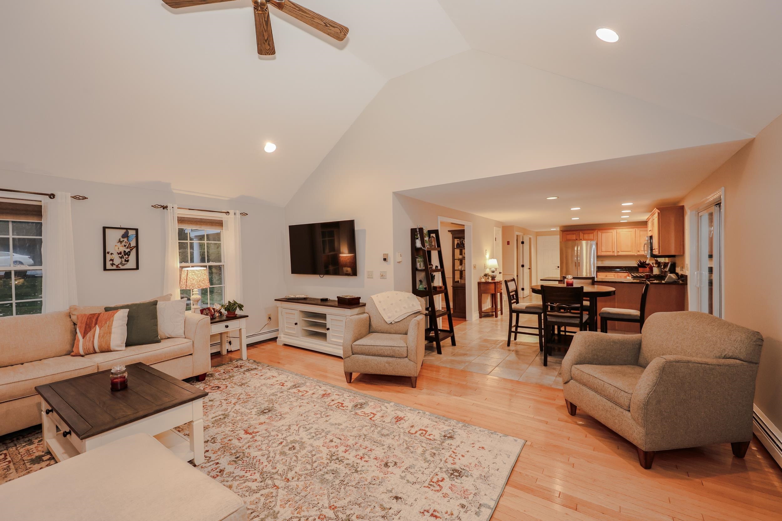 18 Cindy Drive Hooksett, NH 03106 - Photo 28 of 60