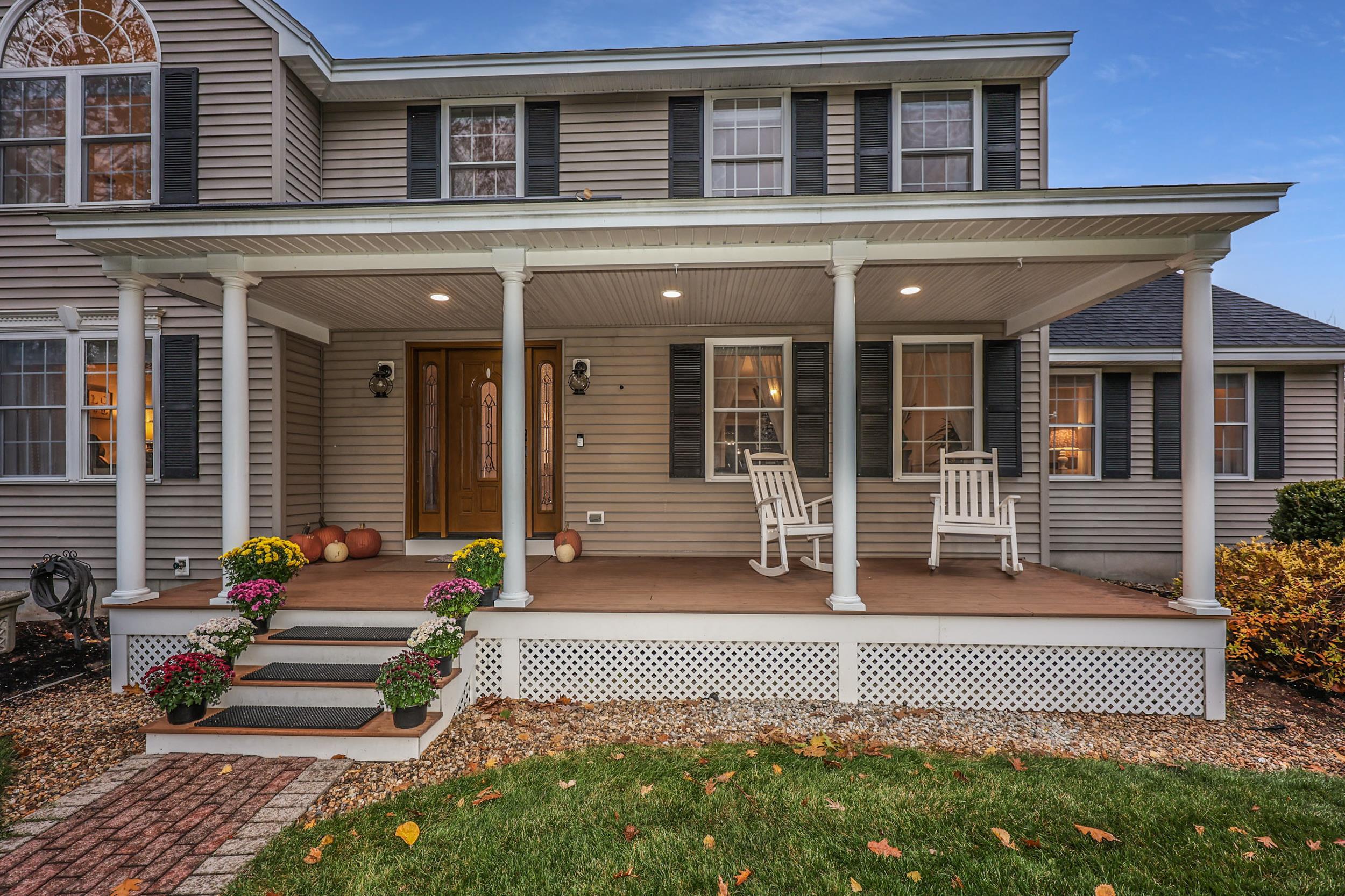 18 Cindy Drive Hooksett, NH 03106 - Photo 4 of 60