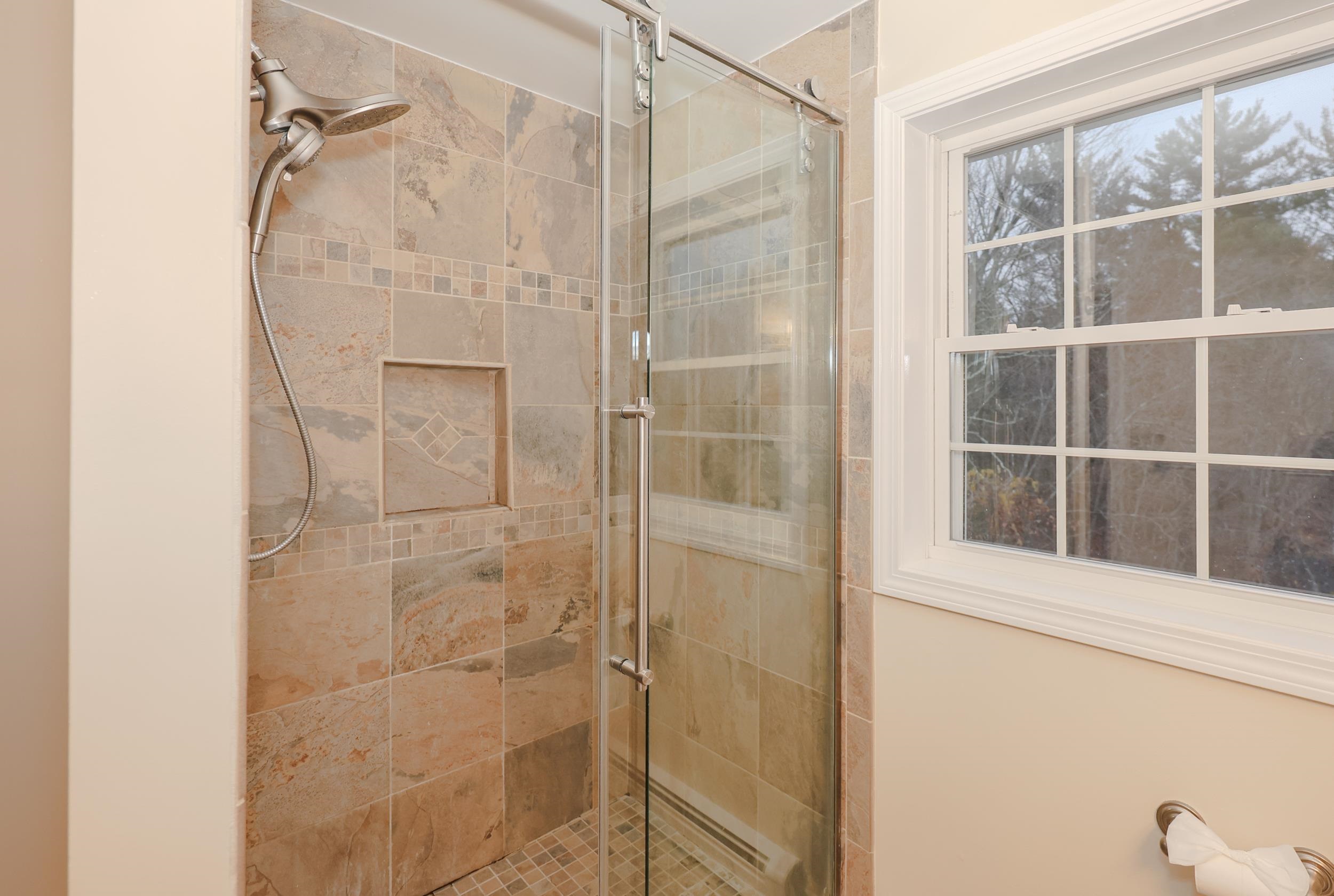 18 Cindy Drive Hooksett, NH 03106 - Photo 46 of 60