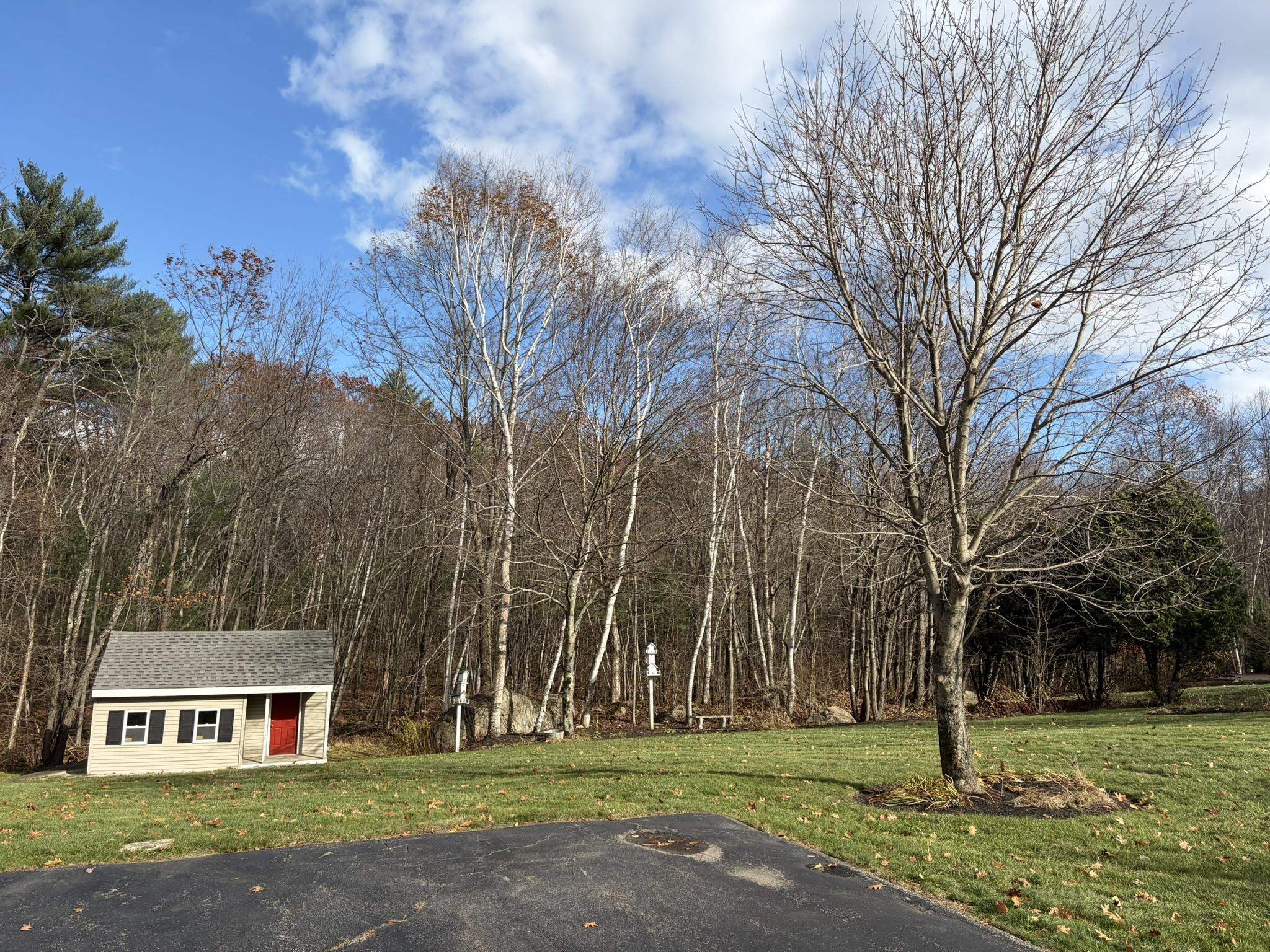 18 Cindy Drive Hooksett, NH 03106 - Photo 9 of 60