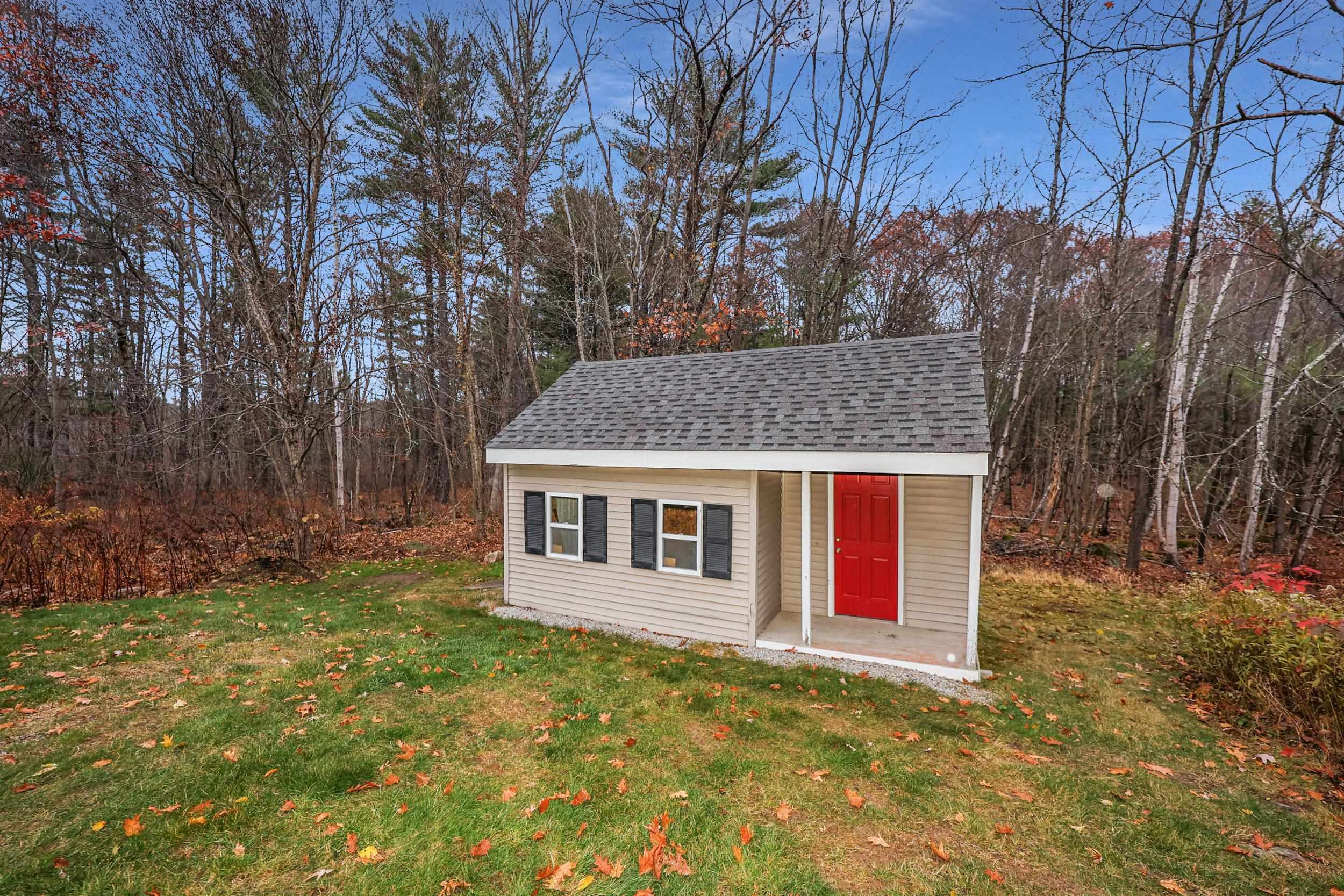 18 Cindy Drive Hooksett, NH 03106 - Photo 10 of 60