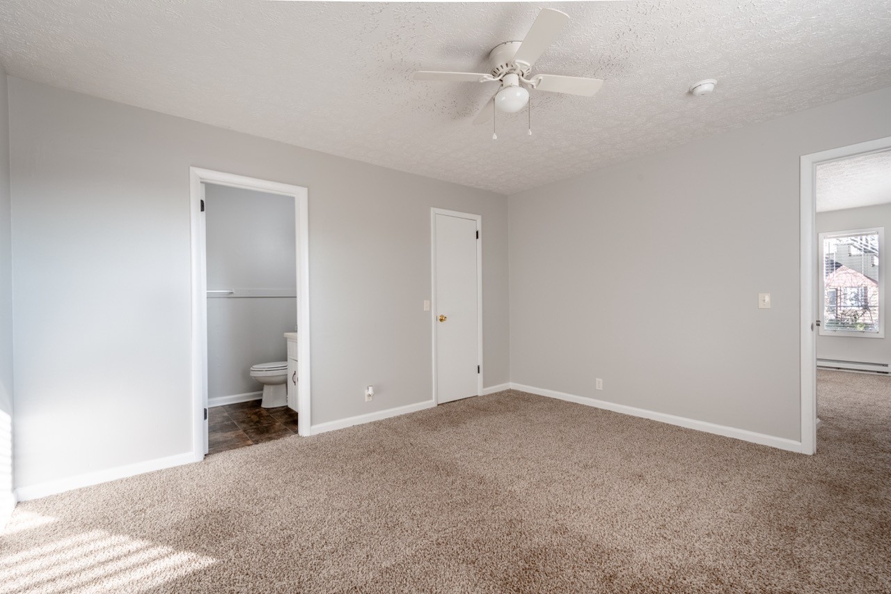 1059 Woods Ferry Road, Unit 12 Gallatin, TN 37066 - Photo 3 of 7