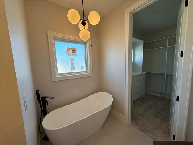 $700,000 | 4701 Southeast Claude Court, Blue Springs, MO 64014