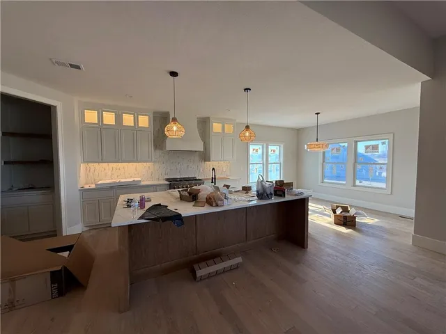 $700,000 | 4701 Southeast Claude Court, Blue Springs, MO 64014