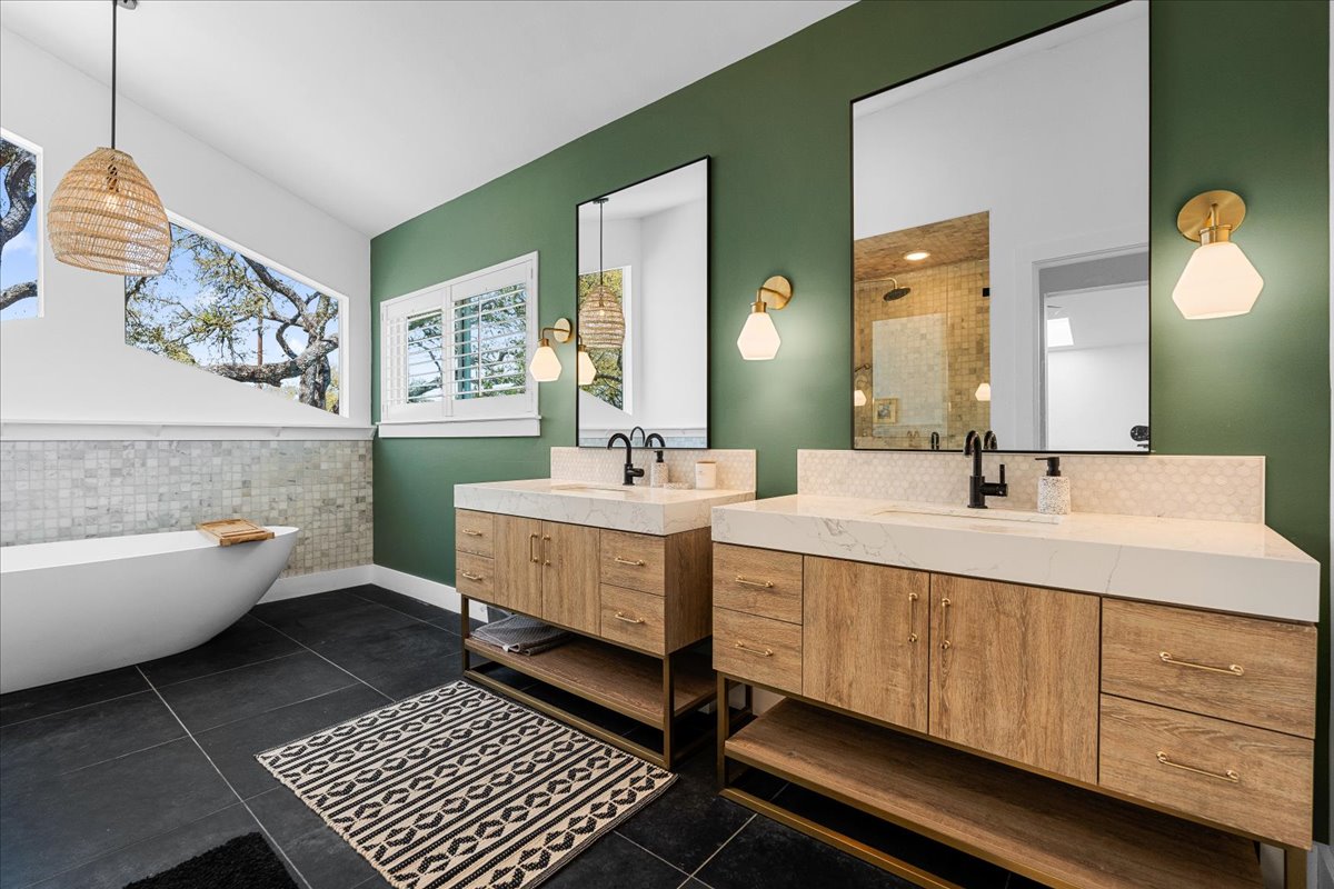 14519 Fitzhugh Road Austin, TX 78736 - Photo 15 of 34