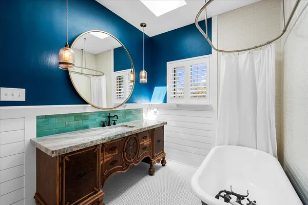 $975,000 | 14519 Fitzhugh Road, Austin, TX 78736