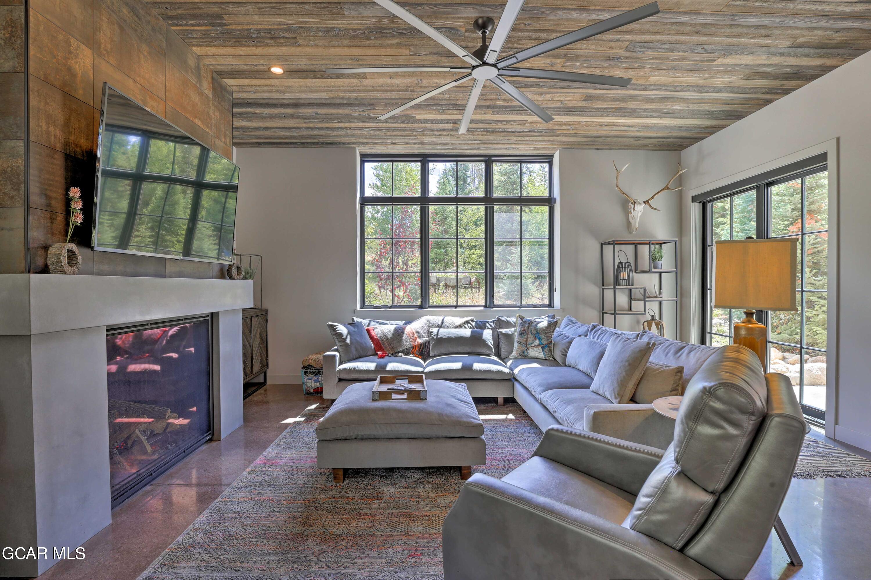 10 Alpine Way Winter Park, CO 80482 - Photo 3 of 39 Set11