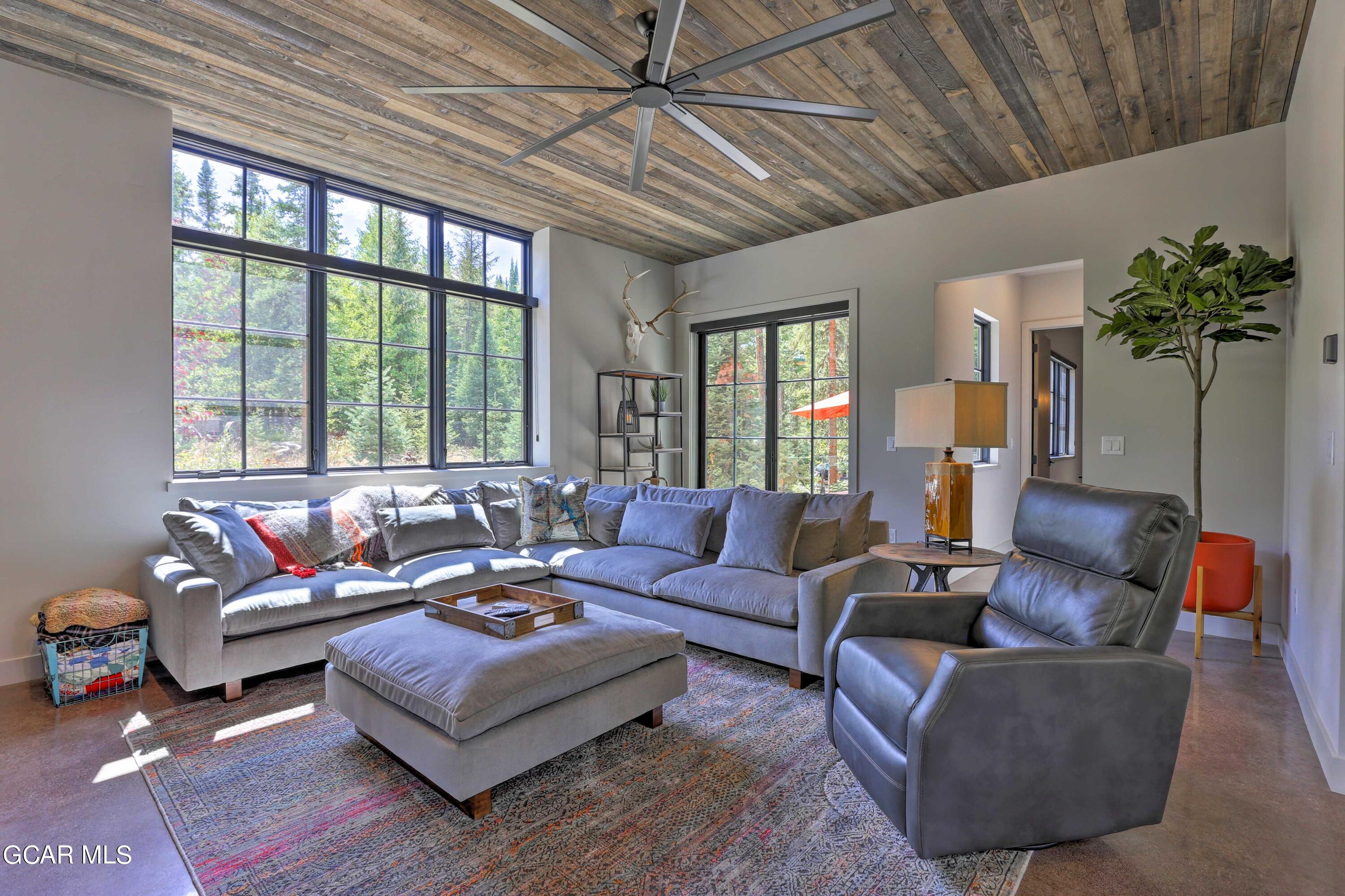 10 Alpine Way Winter Park, CO 80482 - Photo 4 of 39 Set12