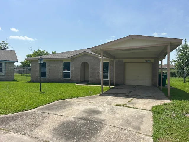 $189,500 | 12211 Roandale Drive, Houston, TX 77048