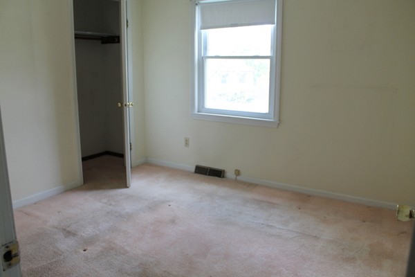 54 Drumlin Road Springfield, MA 01108 - Photo 14 of 27 Gallery Image 14