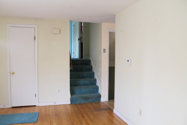 54 Drumlin Road Springfield, MA 01108 - Photo 18 of 27 Gallery Image 18