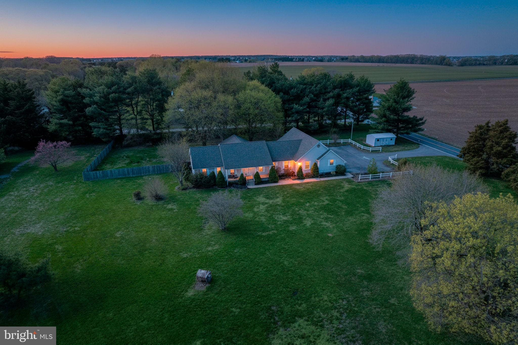 102 Green Giant Road Townsend, DE 19734 - Photo 11 of 43 Charming home at twilight's embrace.