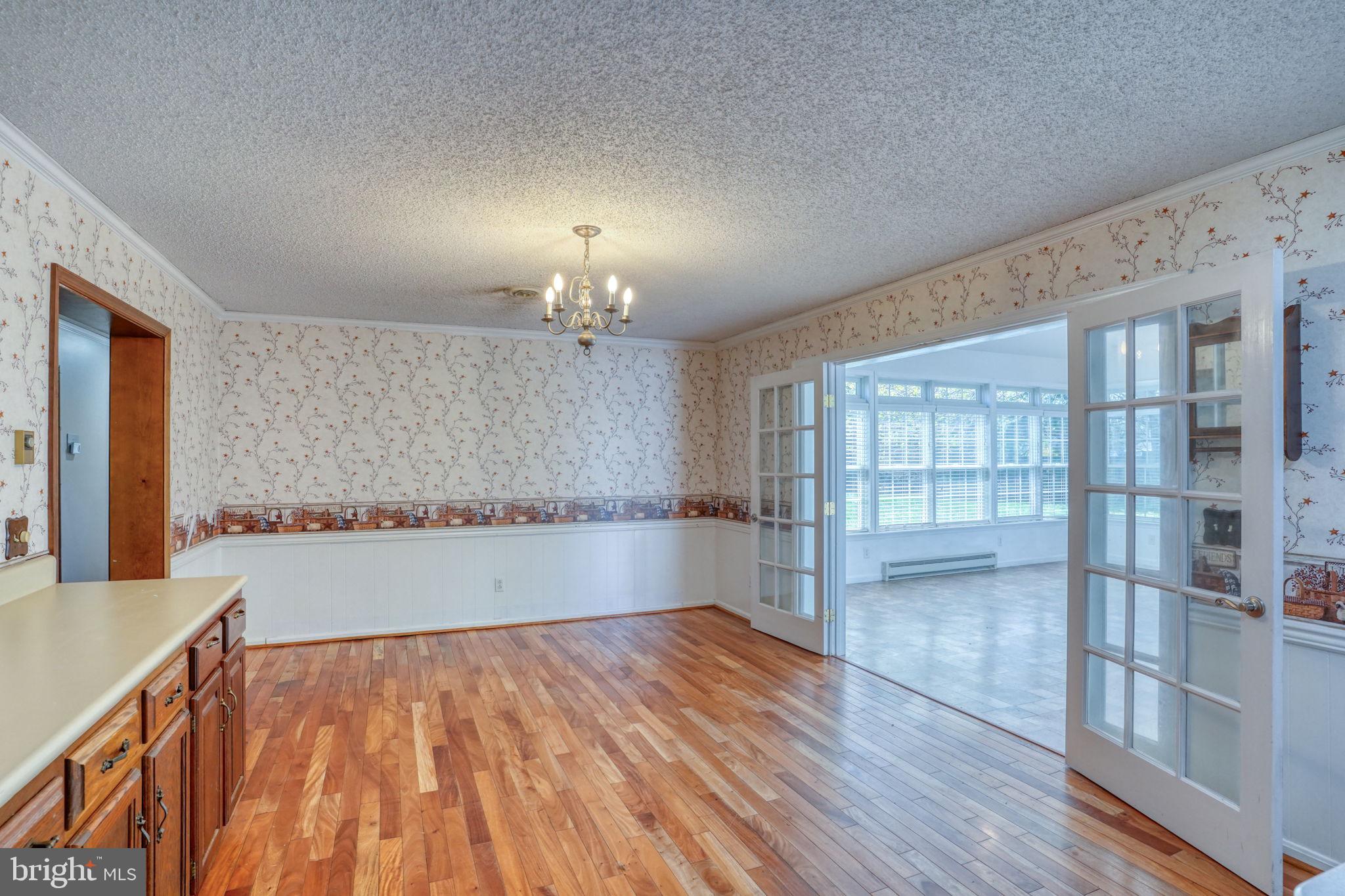 102 Green Giant Road Townsend, DE 19734 - Photo 23 of 43 Charming space with classic elegance.