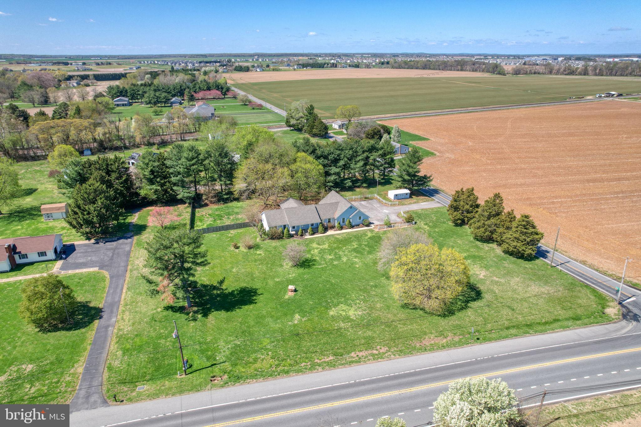 102 Green Giant Road Townsend, DE 19734 - Photo 6 of 43 Sprawling countryside retreat awaits!