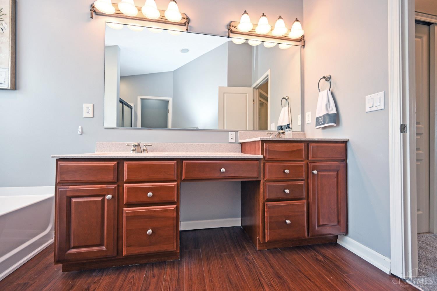 7302 Bridge Point Drive Cincinnati, OH 45248 - Photo 22 of 42