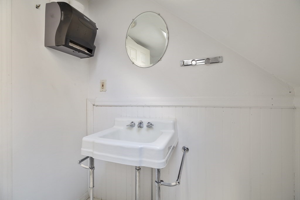 110 Edgell Road Framingham, MA 01701 - Photo 40 of 42