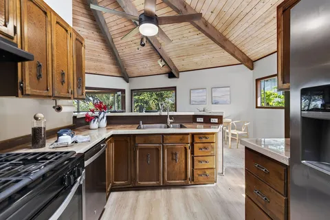 $950,000 | 77-6466 Marlin Road, Kailua-Kona, HI 96740