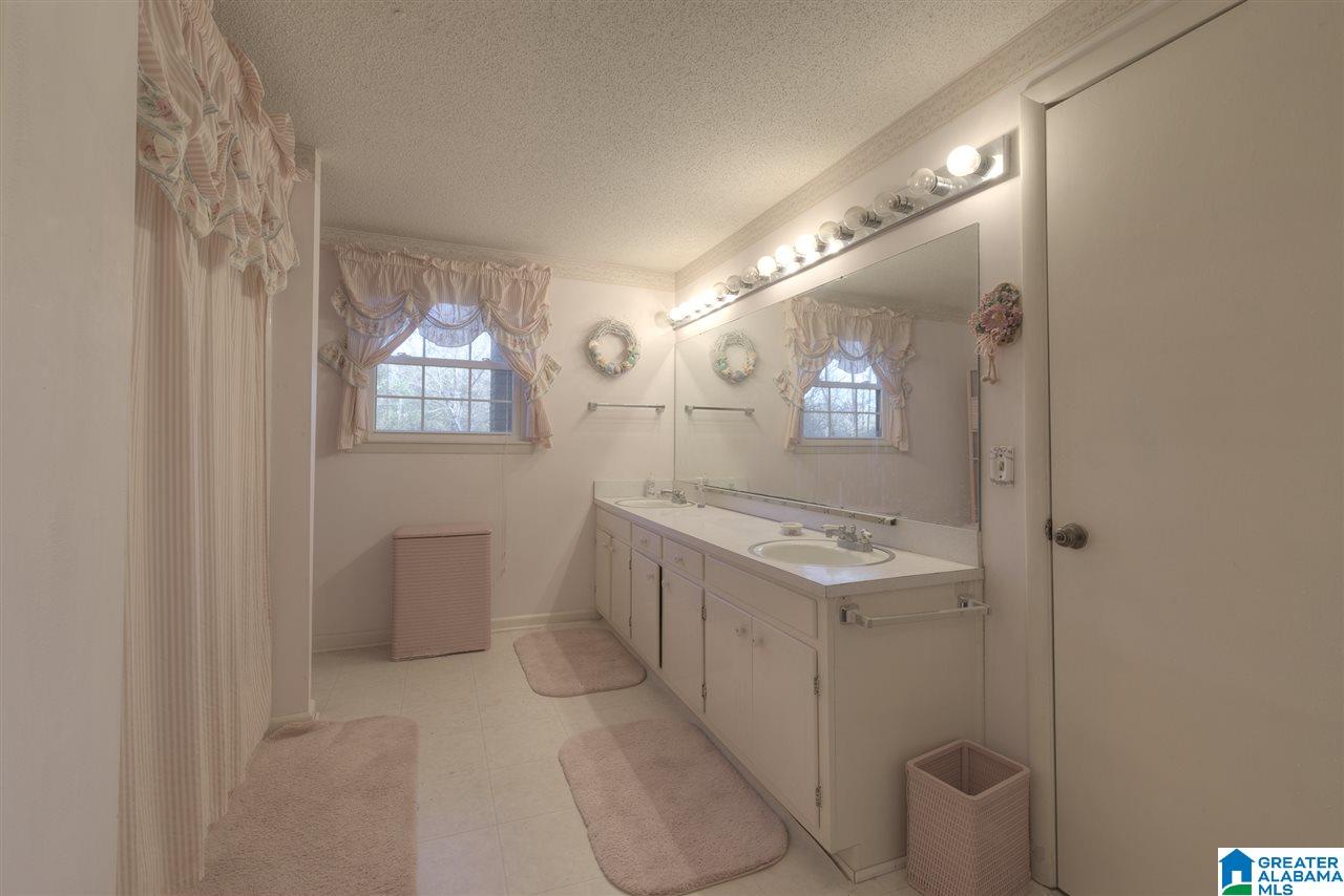 1608 East Ridgewood Road Jasper, AL 35504 - Photo 18 of 22