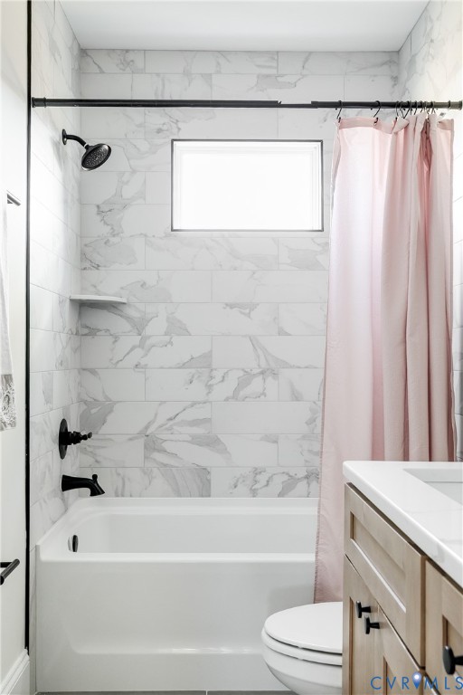 2207 Rawlings Street Henrico, VA 23231 - Photo 15 of 28 a bathroom with a bathtub and a shower