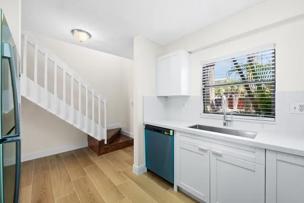 $2,200 | 3281 East Golf Boulevard, Unit 12, Pompano Beach, FL 33064