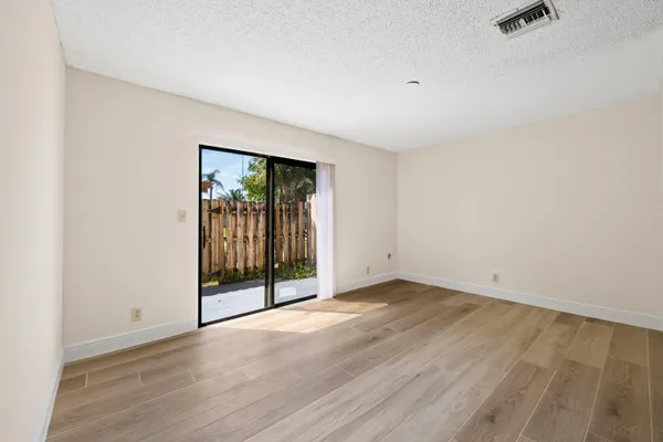 $2,200 | 3281 East Golf Boulevard, Unit 12, Pompano Beach, FL 33064