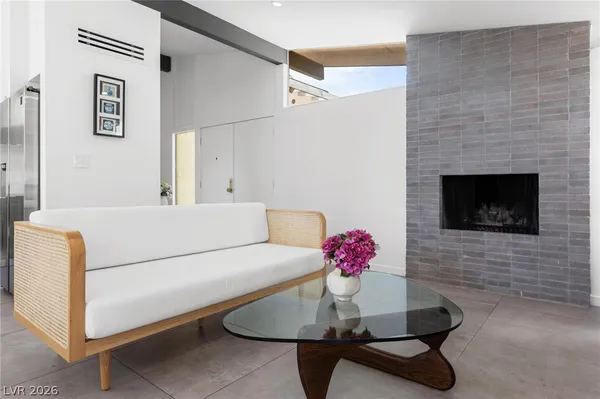 $4,195 | 1607 Pawnee Drive, Las Vegas, NV 89169